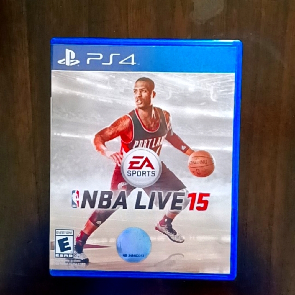 NBA live 15 PlayStation 4